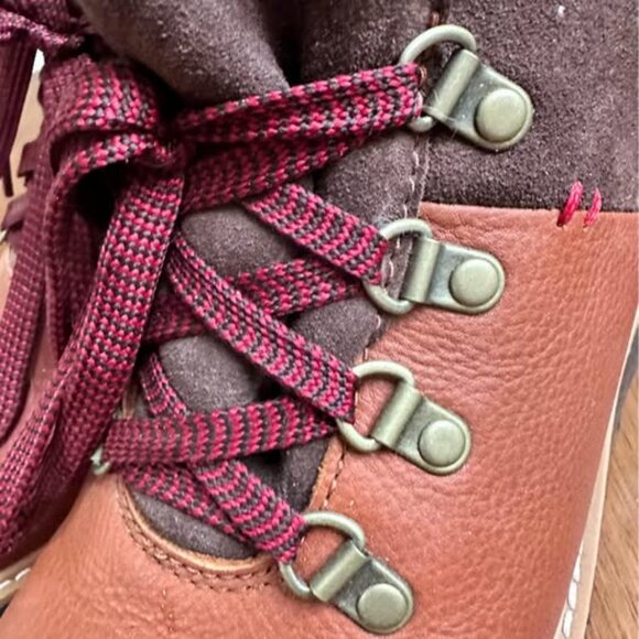 KODIAK WOMENS SAUVEUR ALPINE WATERPROOF BOOTS. Size 8. NEW. - Picture 3 of 6